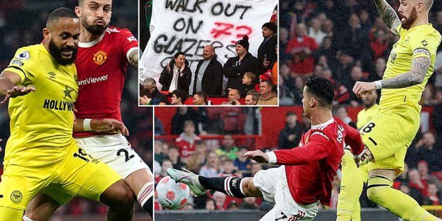Manchester United vs Brentford LIVE: Bruno Fernandes ends goal drought to give Red Devils perfect start in their final home match of the season, as Portuguese star converts Anthony Elanga's cross