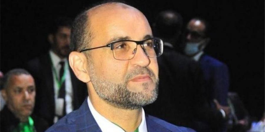 رئيس الرجاء المغربي: تهديدات بالقتل واعتداء جسدي وراء تقديم استقالتي
