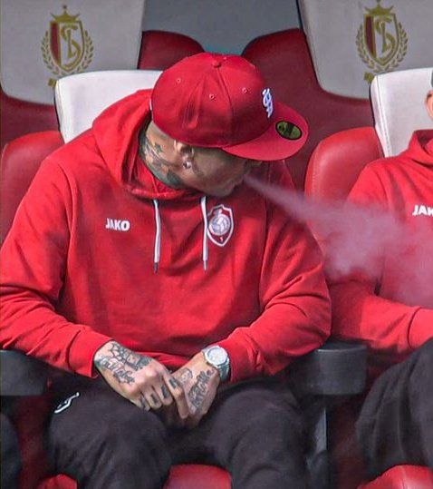 Ex-Roma star Radja Nainggolan banned indefinitely by Antwerp after he is caught smoking e-cig on bench | The Sun
