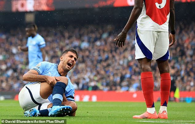 Rodri went down with a knee injury after just 16 minutes of Man City's match with Arsenal