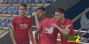 برشلونة يستعيد ثلاثة من نجومه بالتدريبات