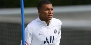 Real Madrid set down Kylian Mbappe ultimatum for PSG to 'accept transfer by Sunday or they will wait until January to sign him on a free' after having second bid worth £154m rejected