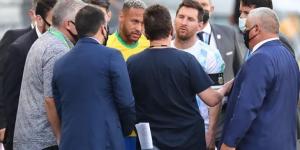تصفيات المونديال.. البرازيل 0 - 0 الأرجنتين.. اقتحام السلطات الصحية وتعليق المباراة