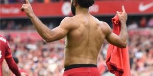 جماهير ليفربول بعد تألق محمد صلاح أمام كريستال بالاس: أفضل جناح في العالم متى سيجدد 6 سنوات!