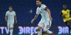 ميسي يهاجم حكم مباراة الأرجنتين وبيرو : إنه يفعل هذا عن قصد!