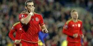 Bale starts for Wales