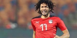 والد محمد النني يرد على أنباء انتقال لاعب أرسنال إلى الاتحاد