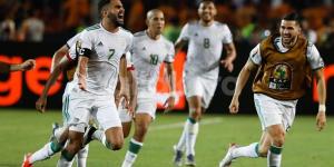رياض محرز على رأس قائمة منتخب الجزائر لكأس الأمم الإفريقية