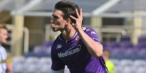 Juventus agree deal to sign Fiorentina striker Dusan Vlahovic