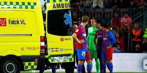 Ronald Araujo suffered concussion and was taken by ambulance to hospital in Barcelona