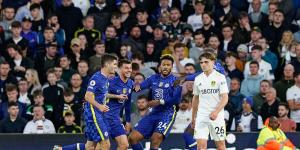 Lukaku nets again as Chelsea sink ten-man Leeds