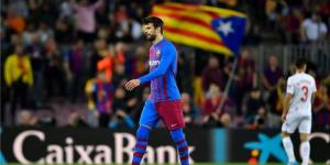 إذاعة كتالونية: برشلونة يرغب في اعتزال بيكيه عقب نهاية الموسم المقبل