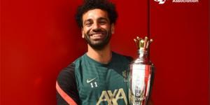 محمد صلاح يفوز جائزة لاعب العام في إنجلترا لموسم 2021-2022