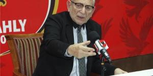 "الأمر مرتبط بمصالح" عدلي القيعي يرد على تصريحات مرتضى منصور بإلغاء الدوري المصري