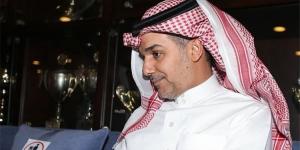 أول قرار من رئيس الأهلي السعودي بعد الهبوط إلى "دوري يلو"