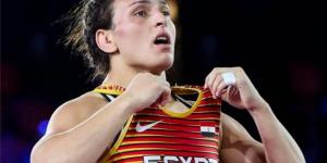 بطلة المصارعة سمر حمزة تتأهل لنصف نهائي بطولة العالم بصربيا