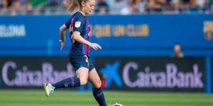 "كيرا والش" أغلى صفقة في تاريخ الكرة النسائية تعلق على أول مشاركة مع برشلونة