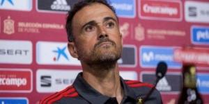 إنريكي يُخمد قلق جمهور إسبانيا بعد الهزيمة أمام سويسرا