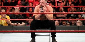 فينس روسو ينتقد تعامل WWE مع نجم المُصارعة الحرة