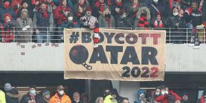 فرنسا تقاطع "بث" مباريات كأس العالم عبر شاشات عملاقة بمدنها احتجاجًا على الشروط "البيئية والاجتماعية" في قطر