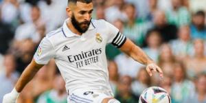 كريم بنزيما يقدم جائزته المُنتظرة لجماهير ريال مدريد أمام إشبيلية