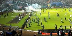 إندونيسيا تقرر هدم الملعب الذي شهد مصرع 174 مشجعا وإعادة بنائه