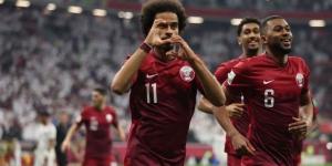 حافلة قطر تتوجه إلى استاد البيت استعدادا لافتتاح كأس العالم 2022
