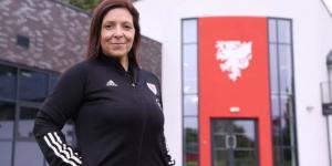 فيفا يفتح أفاق جديدة لكرة القدم النسائية في ويلز