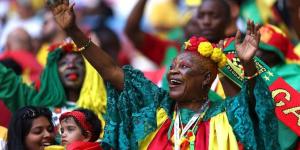 مشاهدة مباراة الكاميرون ضد سويسرا في كأس العالم 2022.. الجماهير تزين المدرجات
