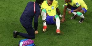طبيب البرازيل يكشف حجم إصابة نيمار وموقفه من استكمال كأس العالم