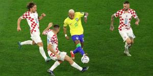 العرض مستمر.. منتخب كرواتيا يواصل قصته مع الوقت الإضافي أمام البرازيل