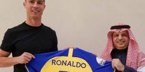 موعد وصول كريستيانو رونالدو إلى الرياض بعد انضمامه لنادي النصر