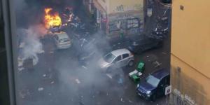 اشتباكات عنيفة بين جمهور نابولي وفرانكفورت بسبب سيناريو برشلونة "صور"
