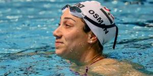 فريدة عثمان تتأهل إلى نهائي بطولة العالم للسباحة