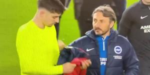 Tim Sherwood takes issue with Kai Havertz giving his shirt to a member of Brighton's coaching staff after the Gunners' 3-0 win over the Seagulls
