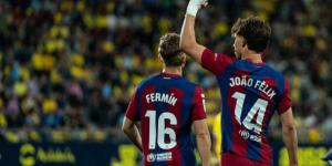 فيليكس يقود برشلونة لفوز شاق على قادش في الدوري الإسباني