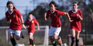 احتفالات جديدة بكرة القدم النسائية في آستراليا