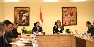 وزير الرياضة يبحث مع وزيرة التخطيط العروض المقدمة لإدارة وتشغيل مدينة مصر الدولية للألعاب الأولمبية