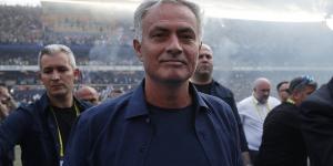 Jose Mourinho pulls in a raucous crowd of tens of thousands in Istanbul as he's officially unveiled by Fenerbahce... as legendary Portuguese boss returns to football five months after he was sacked by Roma