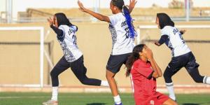 نادي دلفي يجري اختبارات الكرة النسائية في الأسبوع الأول من يوليو