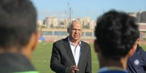 فرج عامر: اجتماع طارئ غدًا لدراسة قرار الرابطة.. ومصلحة الكرة المصرية الأهم