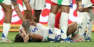 Arsenal defender Riccardo Calafiori suffers FREAK injury while playing for Italy with £42m man forced off against France, handing Mikel Arteta major scare