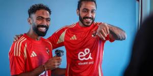 كواليس جلسة تصوير لاعبي الأهلي قبل السوبر الإفريقي أمام الزمالك "صور"