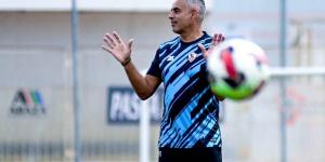 جوميز يمنح لاعبي الزمالك راحة من التدريبات غداً