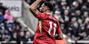 محمد صلاح ينافس 7 نجوم من الدوري الإنجليزي على جائزة الأفضل في الشهر