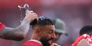 خالي من الكحول.. مفاجأة في احتفال محمد صلاح مع نونيز بعد تتويج ليفربول بالدوري
