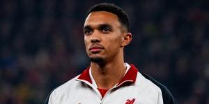 ليفربول يعلن رحيل ألكسندر أرنولد