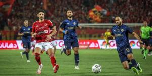 طاقم تحكيم مباراة الأهلي وسيراميكا كليوباترا في الدوري المصري