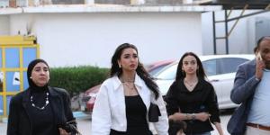 وصول أسرة الراحل إيهاب جلال إلى ستاد الإسماعيلية لمؤازرة الفريق أمام مودرن "صور"