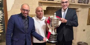 هشام نصر والمندوه يزوران حسين لبيب للتهنئة بكأس مصر